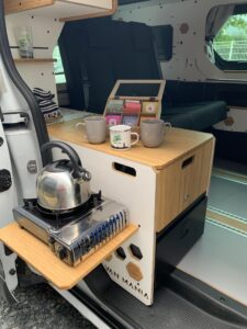 les 2 marmottes et freedom camper caen
