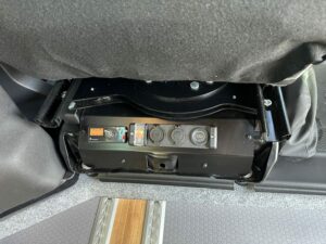 ref nrt150a2/l renault, 150ch, boite auto, 2places avant, finition grand confort, pack look