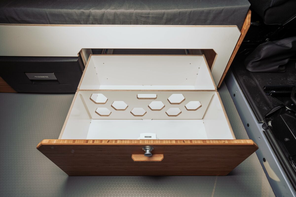 6. louer van amenage otago