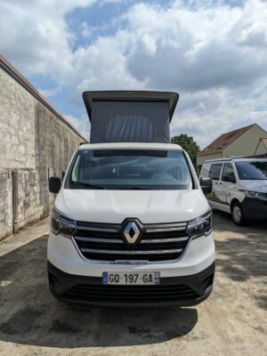 ref 933 renault, 130ch, boite manuelle, finition grand confort, 4 places, sud vasp