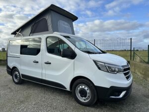 ref 693, van neuf, renault trafic, 150 ch, boîte auto, grand confort, pack visibilité, pack easy park plus, nantes